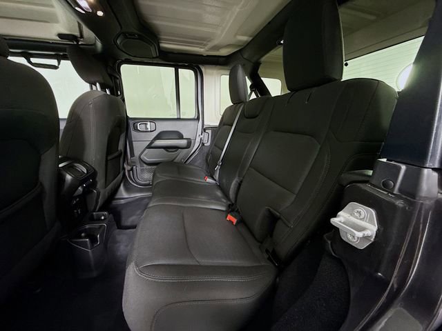 Used 2019 Jeep Wrangler Unlimited Sahara w/ LED Lighting Group image 23