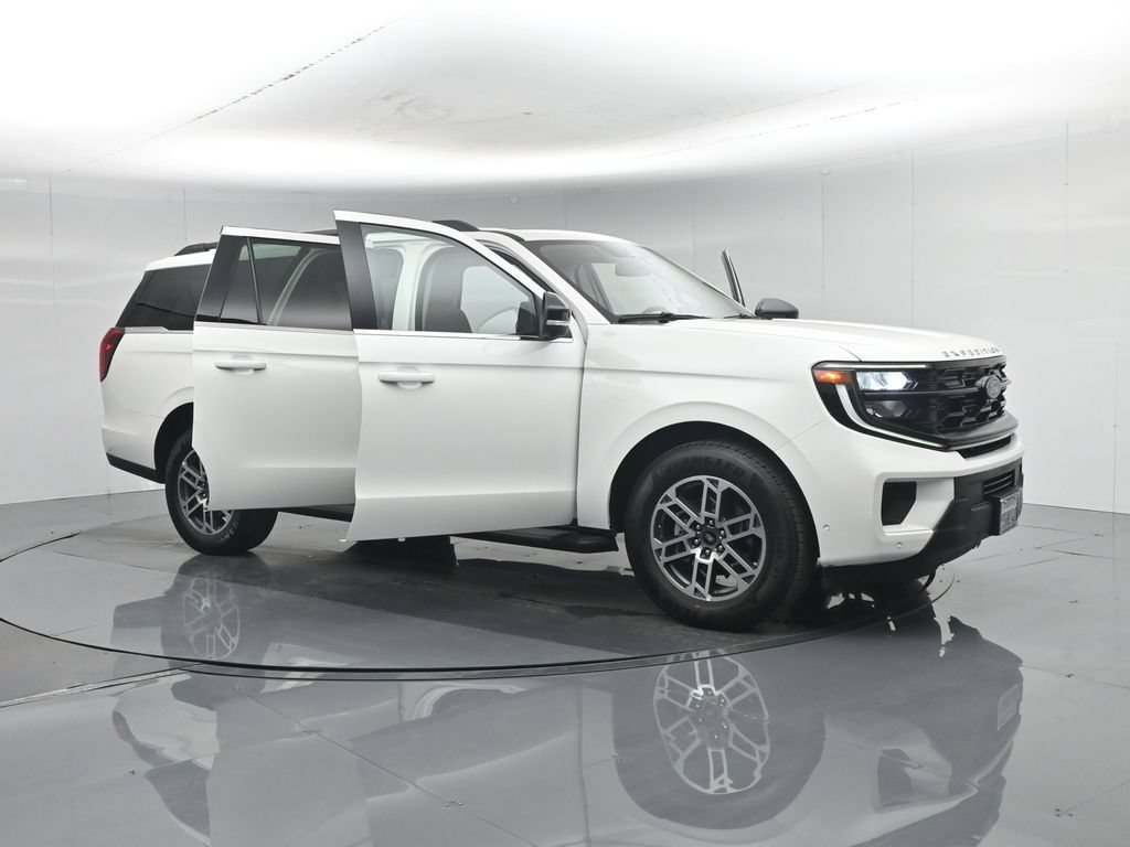 Certified 2025 Ford Expedition Max Active RWD image 40