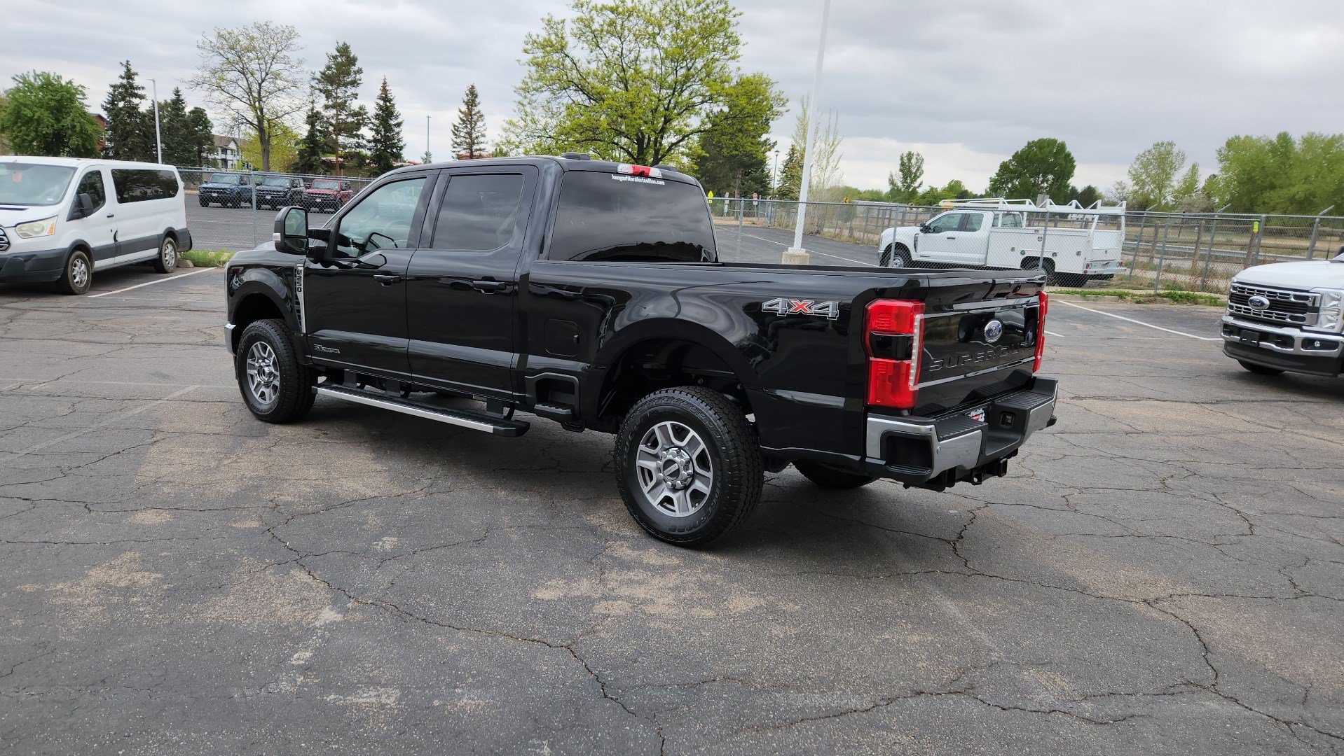 Certified 2025 Ford F250 Lariat AWD/4WD image 10