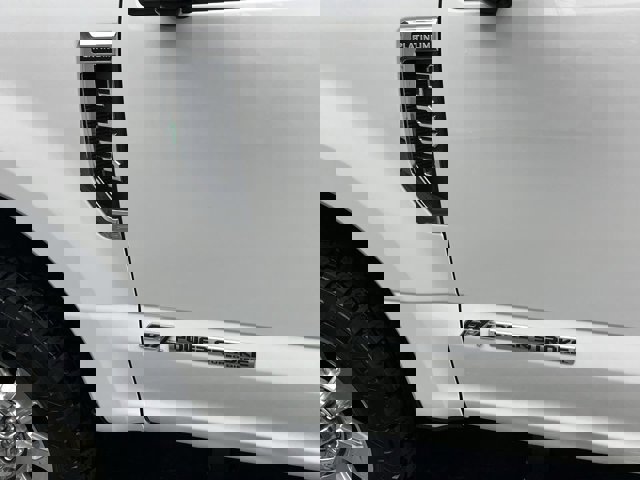 Certified 2022 Ford F250 Platinum image 39