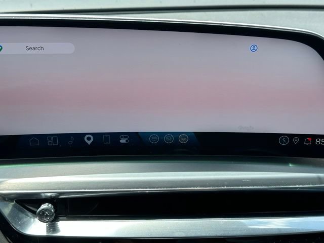 Used 2024 Cadillac Lyriq Luxury AWD/4WD image 32