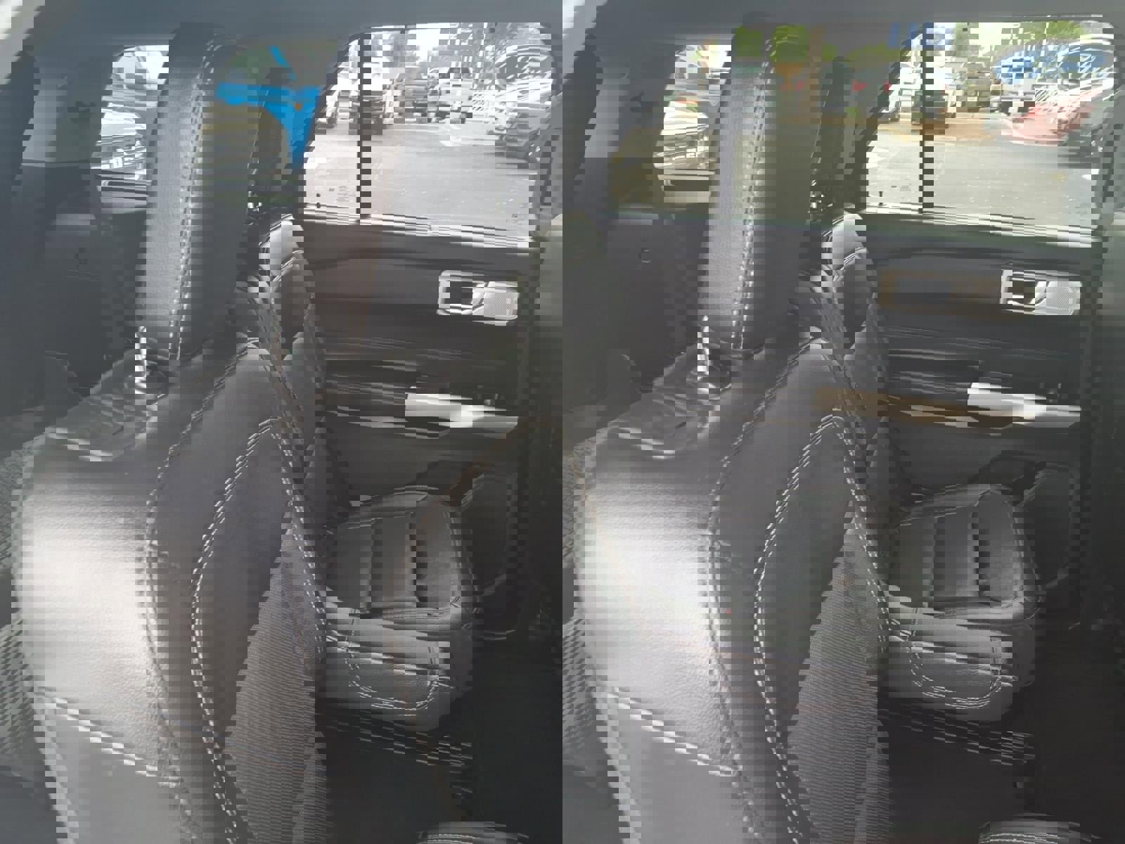 Certified 2023 Ford Explorer Limited w/ Limited Technology Package image 15