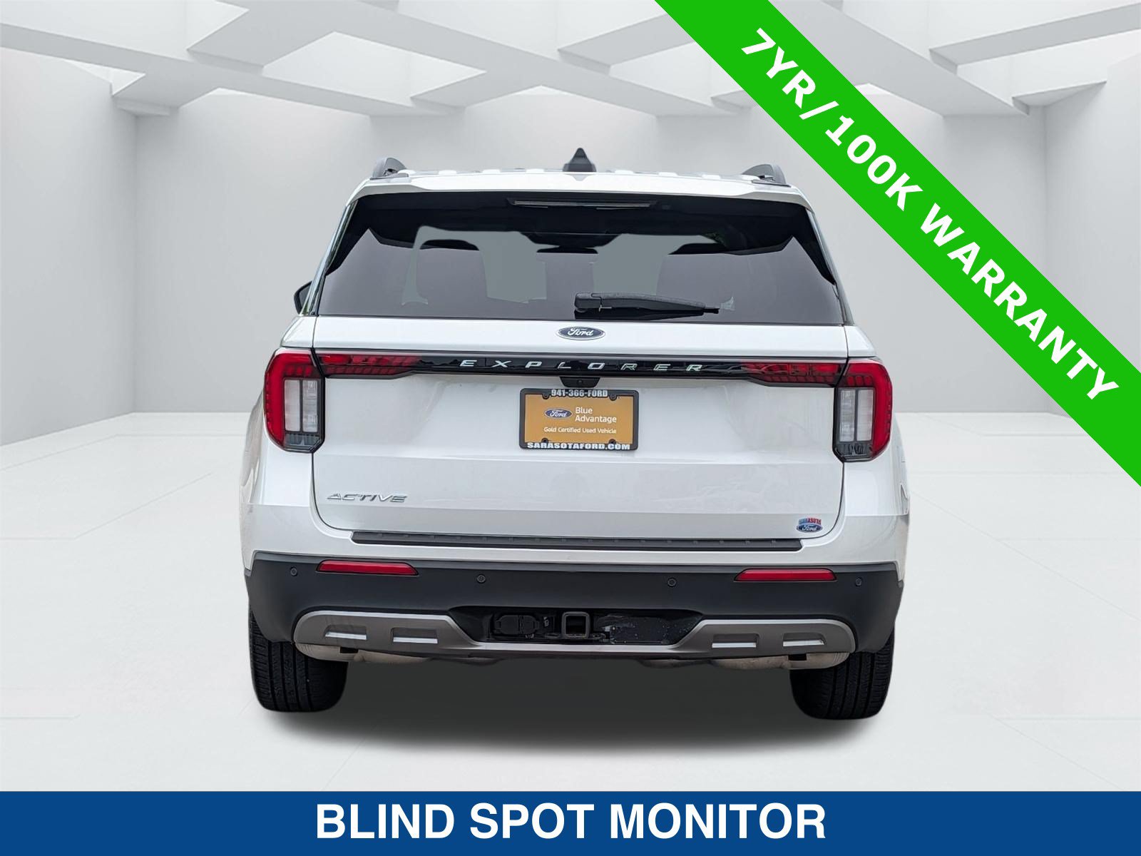 Certified 2025 Ford Explorer Active w/ Active Comfort Package RWD image 6