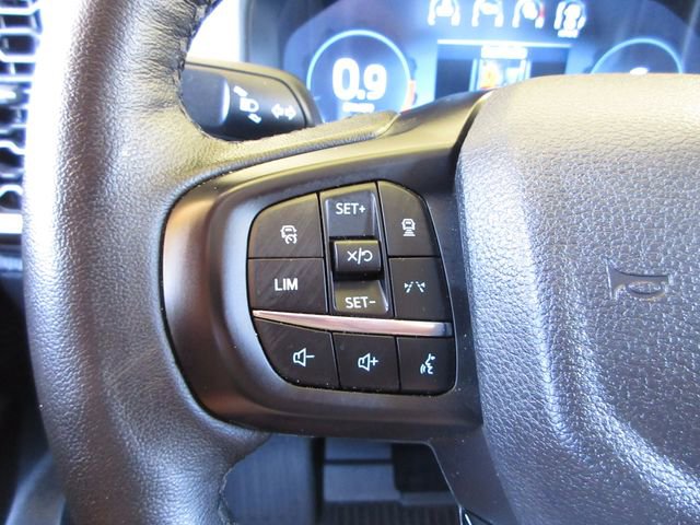 Certified 2025 Ford Ranger Lariat w/ Black Appearance Package RWD image 15