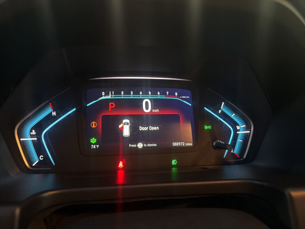 Used 2018 Honda Odyssey Touring image 4