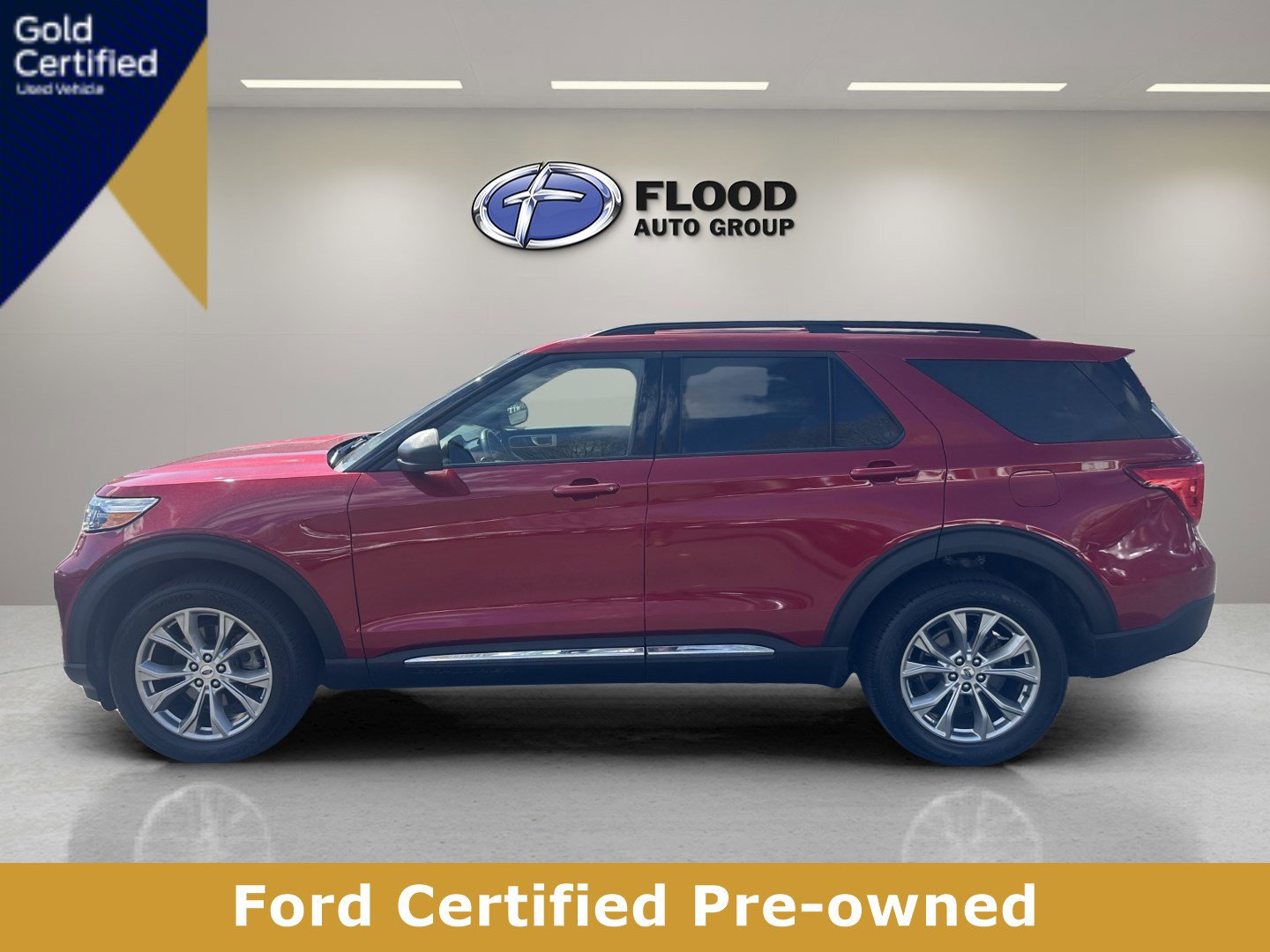 Certified 2023 Ford Explorer XLT w/ Equipment Group 202A AWD/4WD image 5