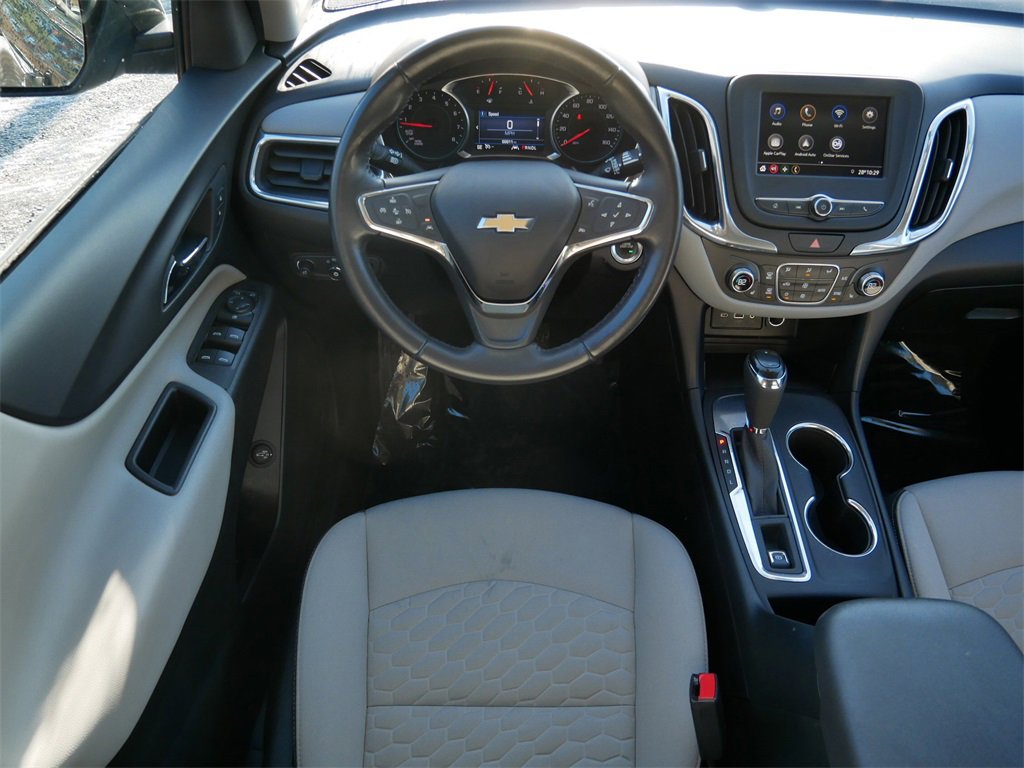Used 2020 Chevrolet Equinox LT w/ Driver Convenience Package image 12