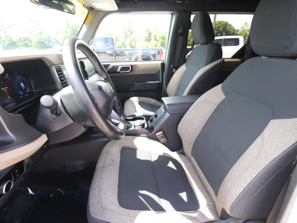 Certified 2025 Ford Bronco Big Bend AWD/4WD image 2