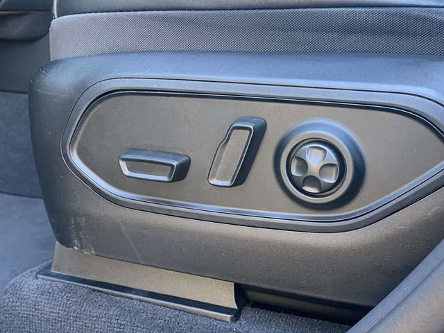 Used 2022 Jeep Grand Cherokee L Overland image 21