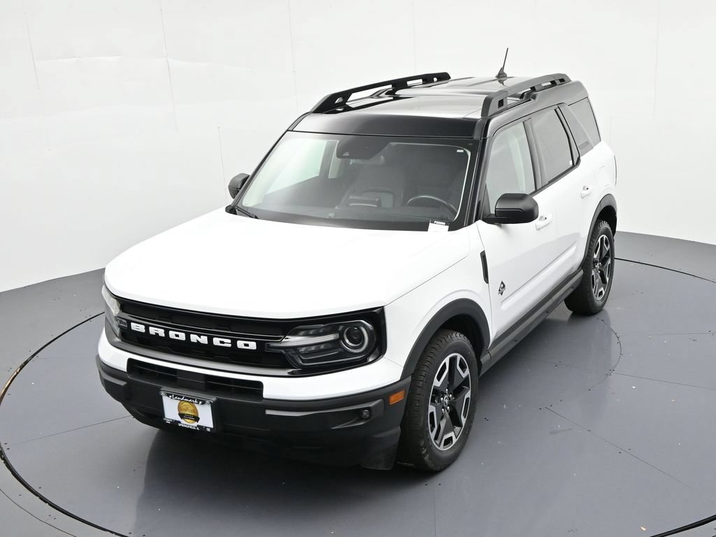Certified 2022 Ford Bronco Sport Outer Banks w/ Tech Package AWD/4WD image 18