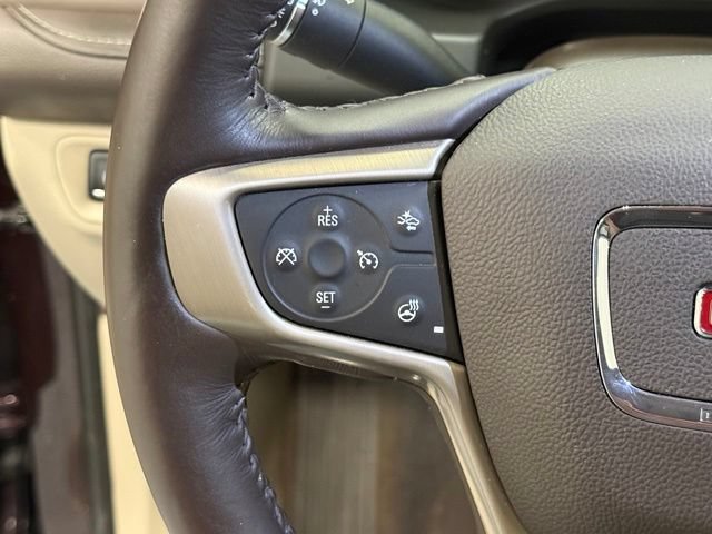 Used 2017 GMC Acadia Denali w/ Technology Package AWD/4WD image 19