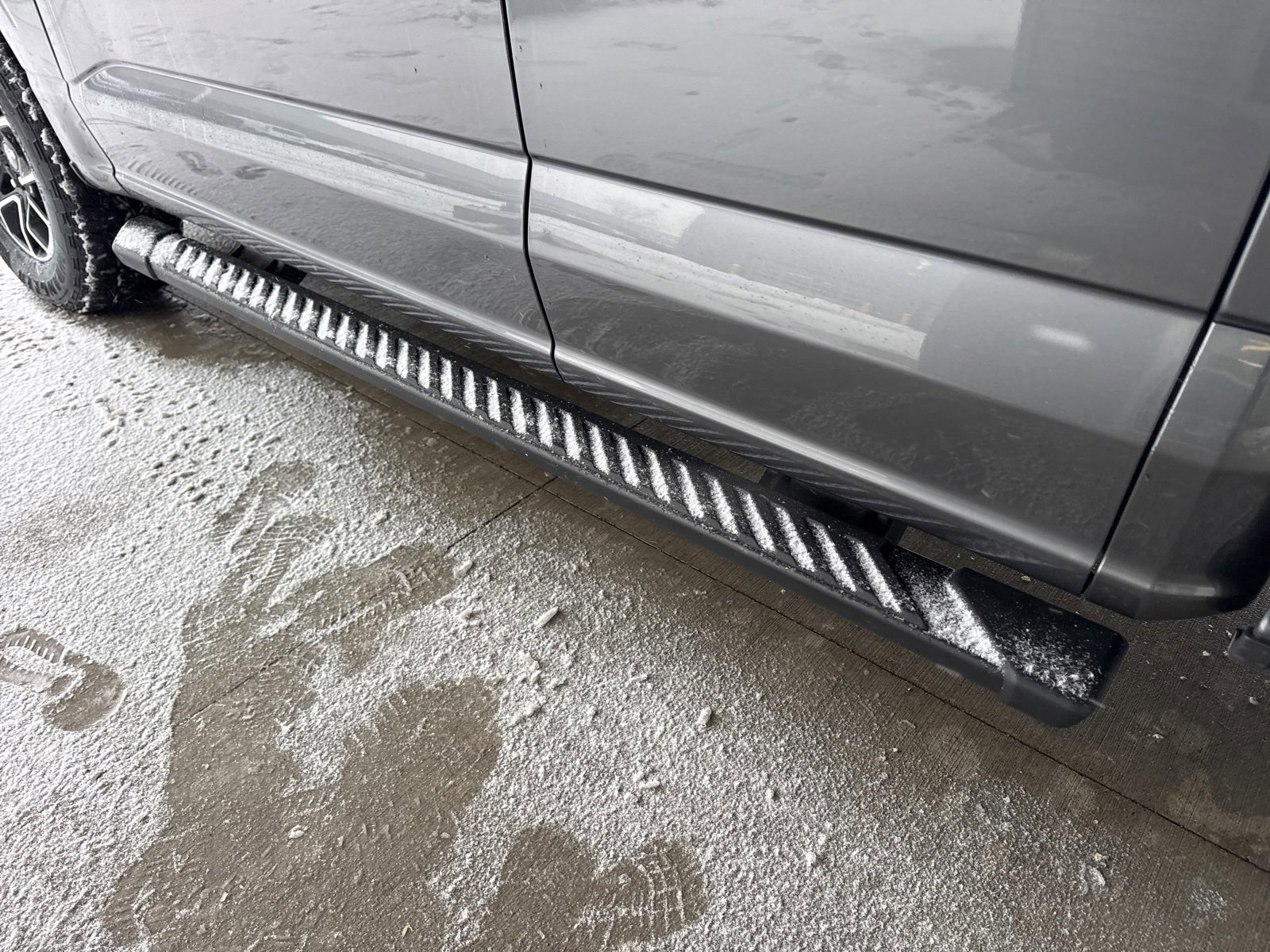 Certified 2022 Ford F150 XLT w/ Equipment Group 302A High image 19