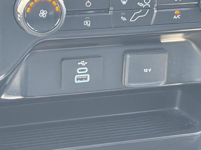 Certified 2025 Ford F250 XLT AWD/4WD image 17