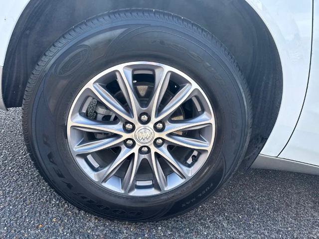 Used 2022 Buick Enclave Essence w/ LPO, Floor Liner Package FWD image 9