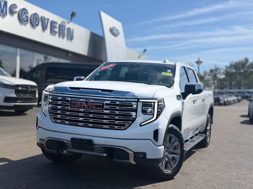 Used 2022 GMC Sierra 1500 Denali AWD/4WD image 1