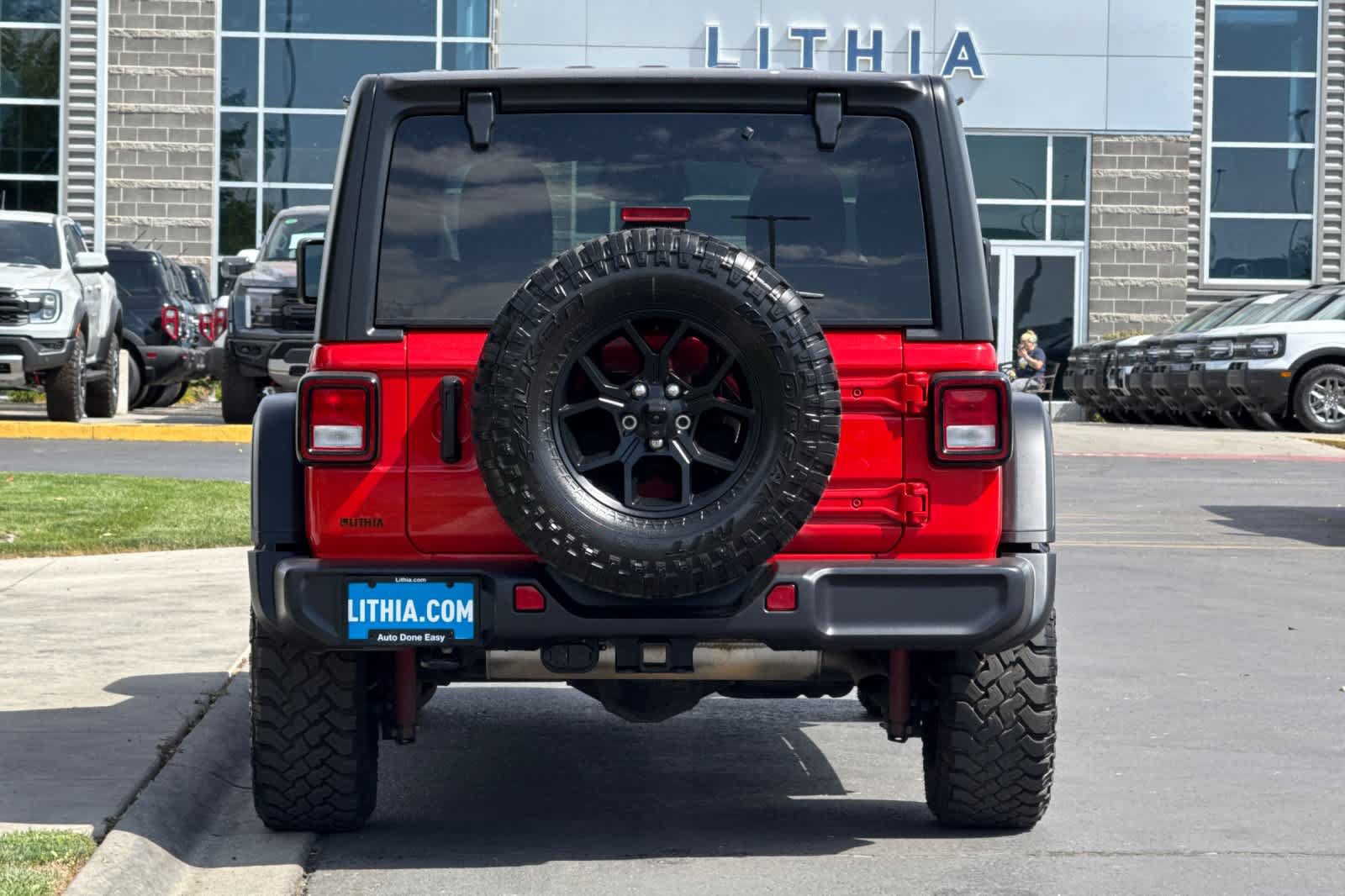 Used 2025 Jeep Wrangler Unlimited Sport AWD/4WD image 7