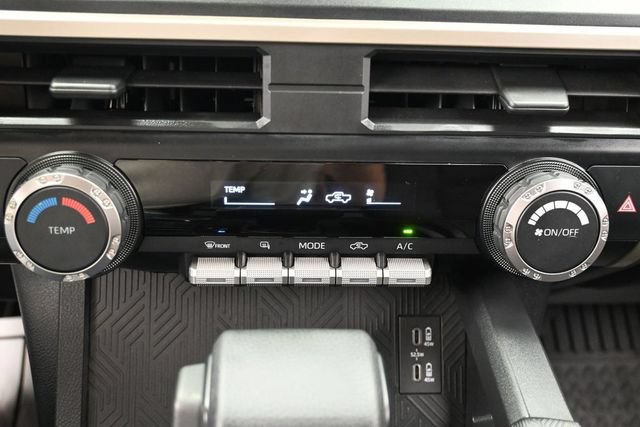 Used 2024 Toyota Tacoma SR w/ SR Upgrade Package AWD/4WD image 20
