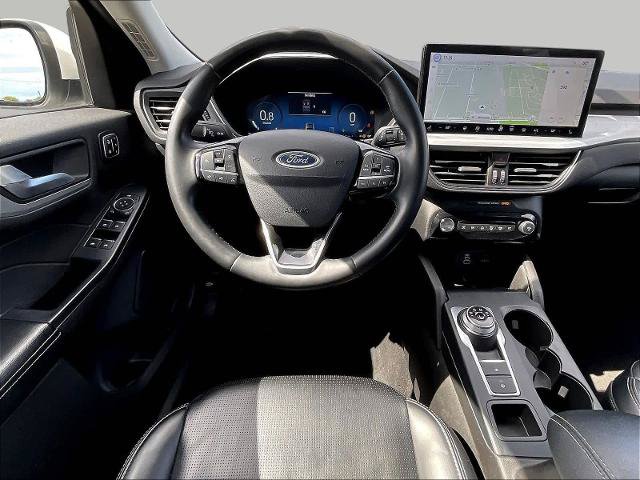 Certified 2024 Ford Escape Platinum AWD/4WD image 10
