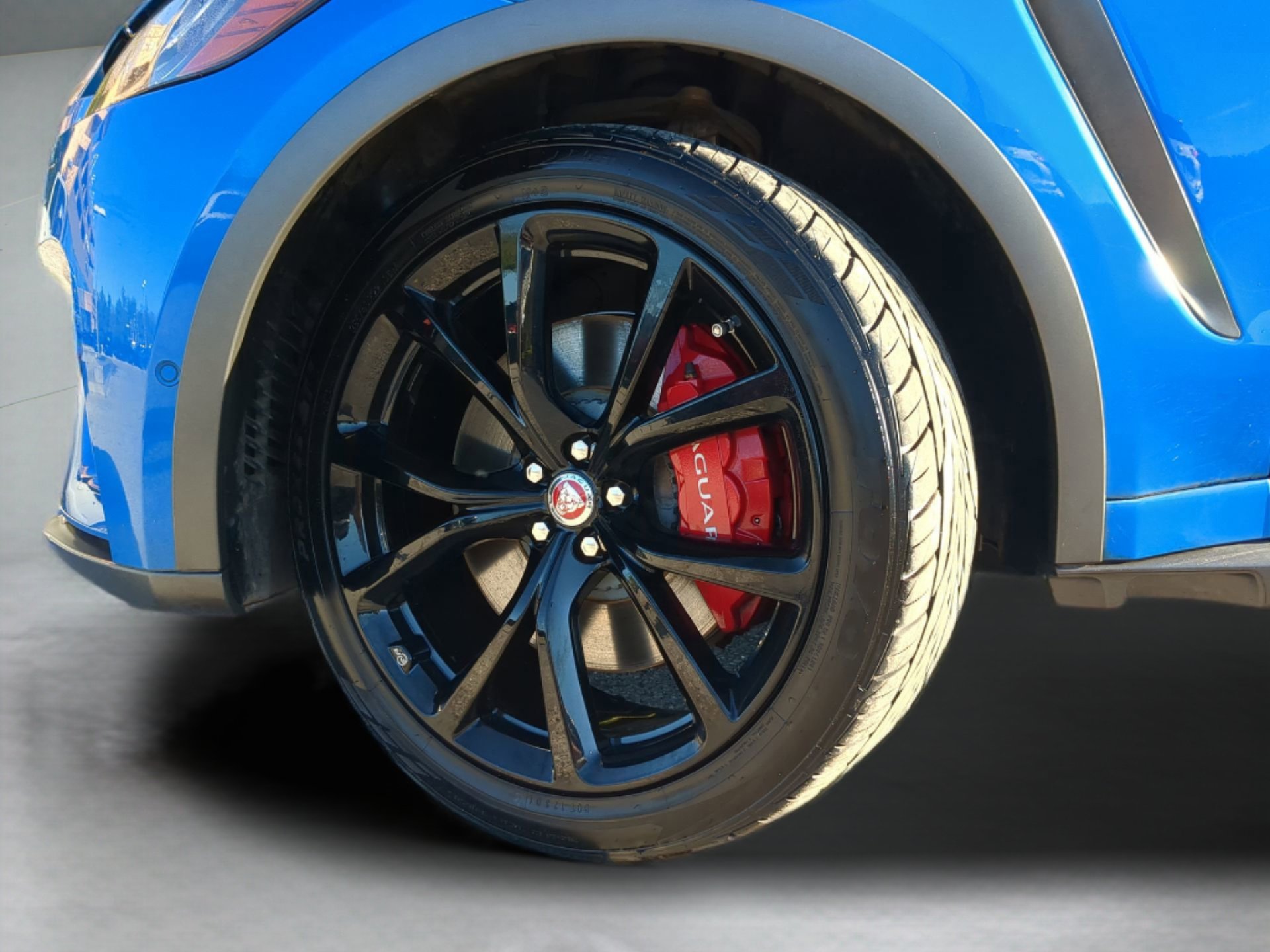 Used 2020 Jaguar F-PACE SVR AWD/4WD image 65