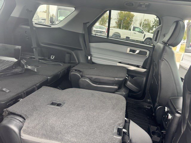 Certified 2023 Ford Explorer XLT w/ Equipment Group 202A image 35