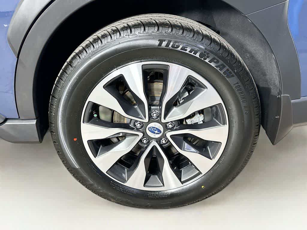 Used 2023 Subaru Outback Touring XT AWD/4WD image 8