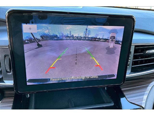 Certified 2024 Ford Explorer Limited image 14