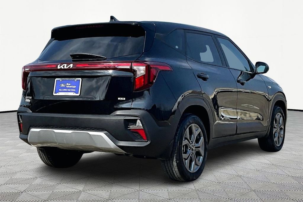 Used 2024 Kia Seltos LX AWD/4WD image 4