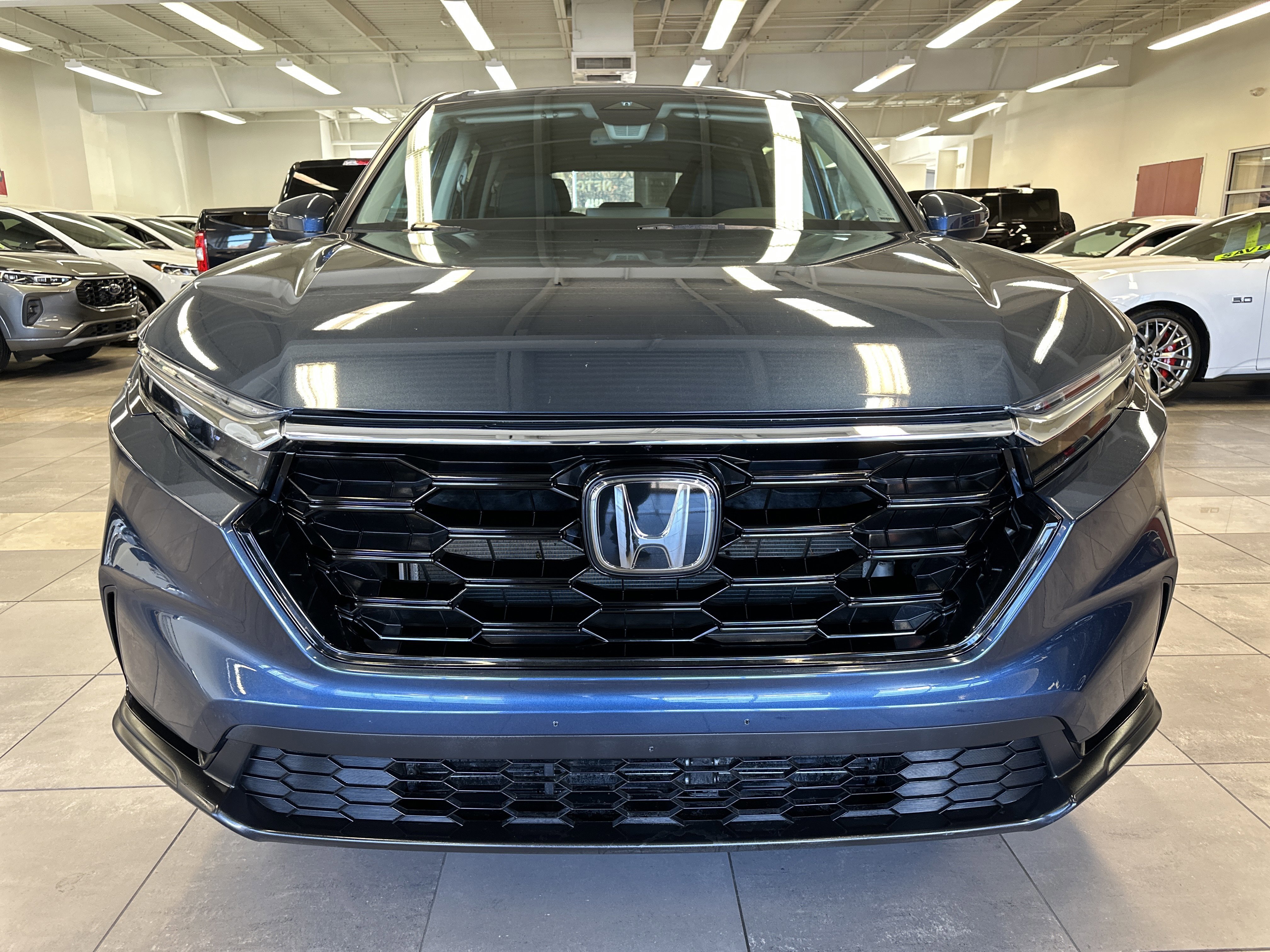 Used 2024 Honda CR-V EX image 9