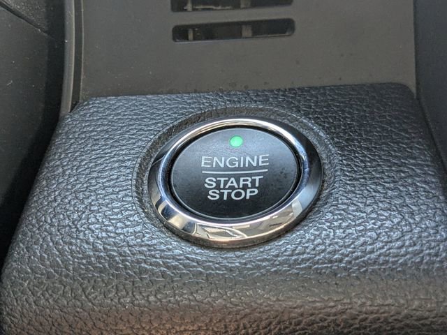 Certified 2020 Ford F250 Lariat w/ Lariat Ultimate Package AWD/4WD image 32