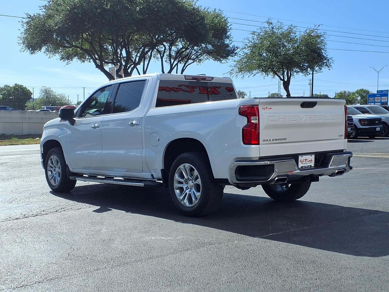 Used 2023 Chevrolet Silverado 1500 LTZ w/ Technology Package AWD/4WD image 8