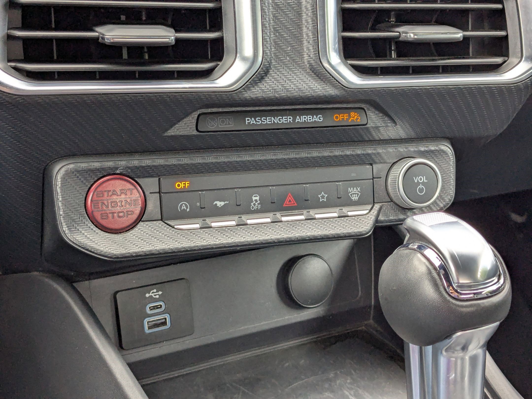 Certified 2025 Ford Mustang Premium RWD image 28