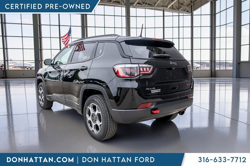 Used 2022 Jeep Compass Trailhawk w/ Trailhawk Convenience Group AWD/4WD image 36