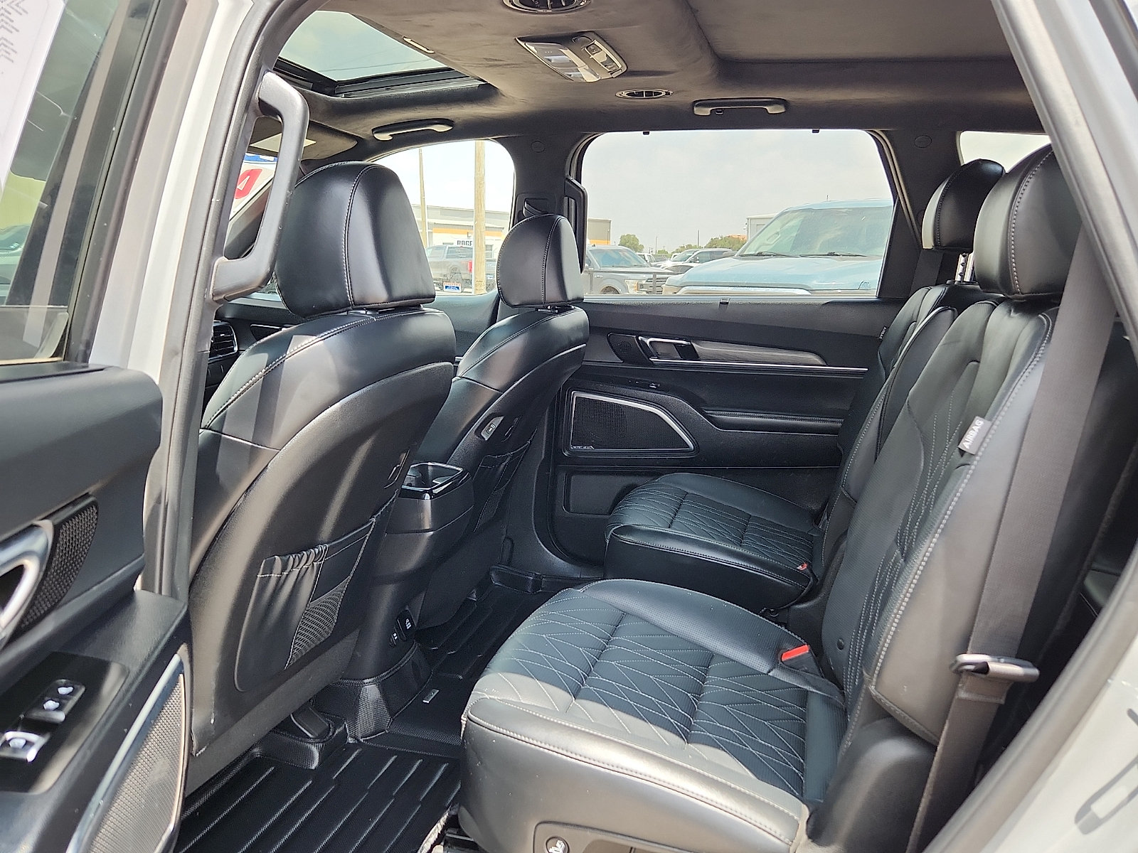 Used 2024 Kia Telluride SX Prestige X-Pro AWD/4WD image 9