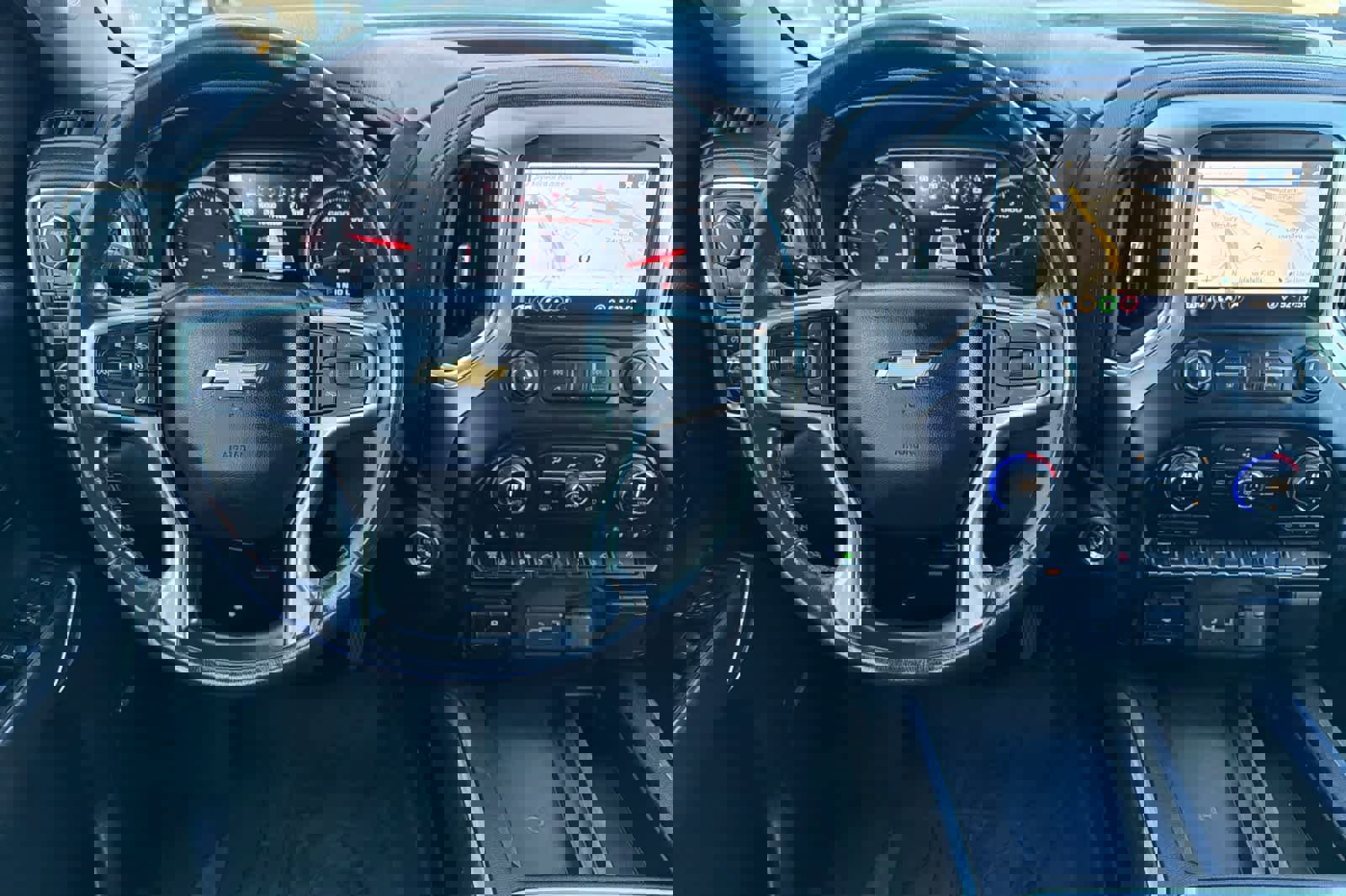 Used 2021 Chevrolet Silverado 3500 LTZ w/ LTZ Premium Package image 14