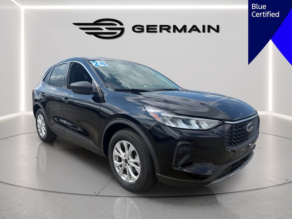 Certified 2024 Ford Escape Active w/ Cold Weather Package FWD image 2