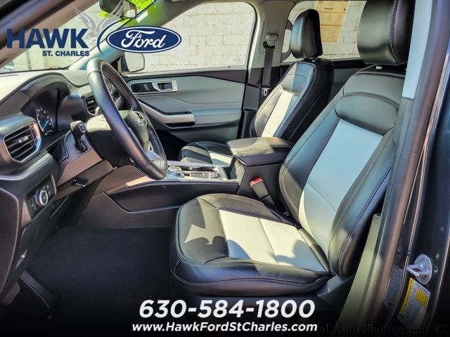 Certified 2024 Ford Explorer XLT w/ Equipment Group 202A AWD/4WD image 8