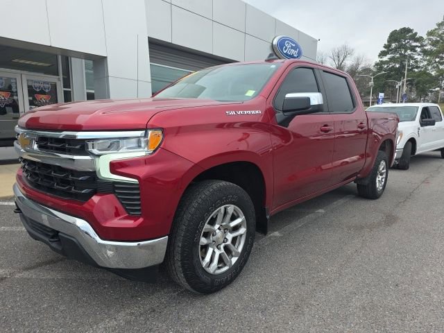 Used 2022 Chevrolet Silverado 1500 LT w/ Protection Package image 3