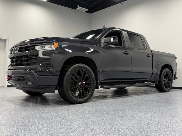 Used 2024 Chevrolet Silverado 1500 RST w/ Convenience Package II AWD/4WD image 5