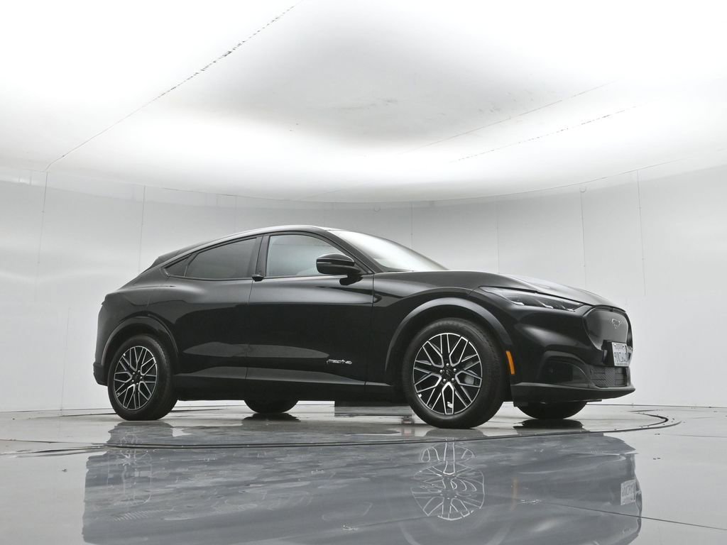 Certified 2025 Ford Mustang Mach-E Premium AWD/4WD image 4