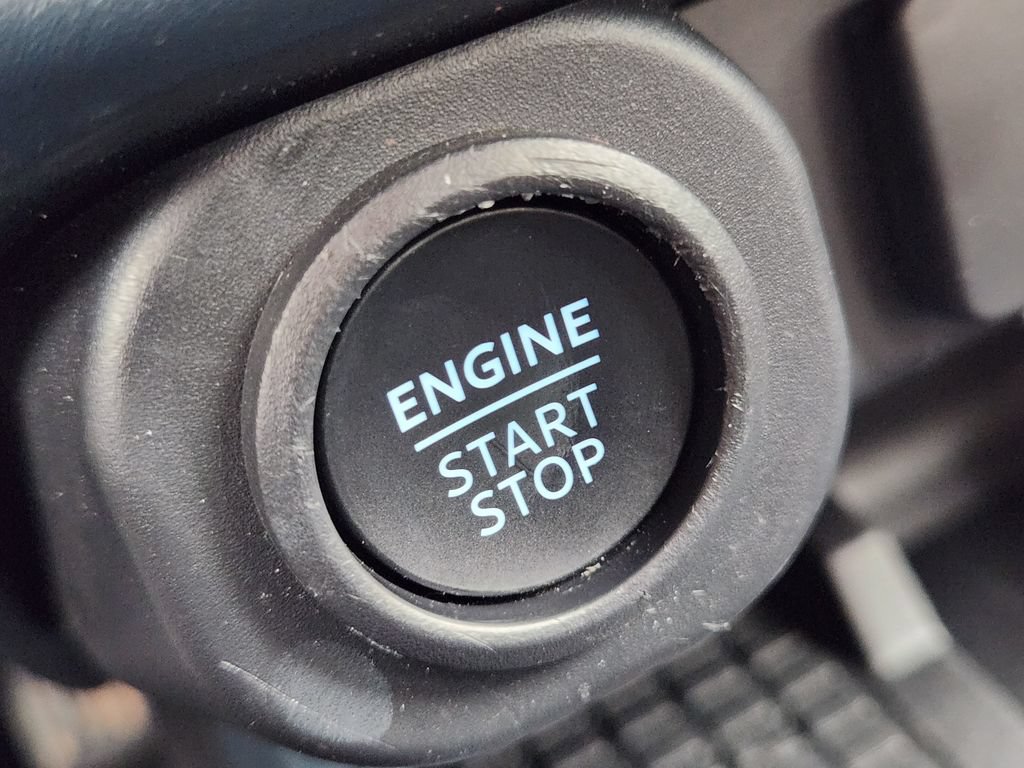 Certified 2025 Ford Maverick Lariat AWD/4WD image 18
