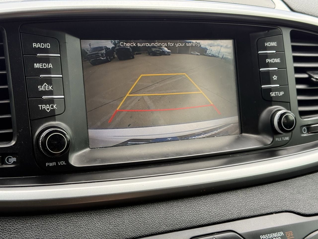 Used 2019 Kia Sorento L FWD image 20