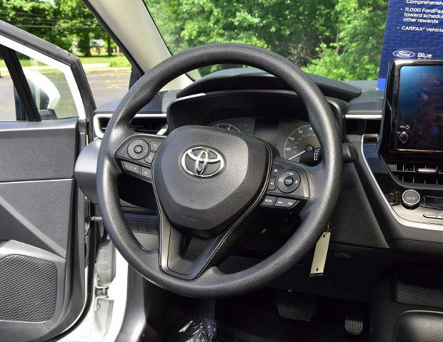 Used 2023 Toyota Corolla LE FWD image 15
