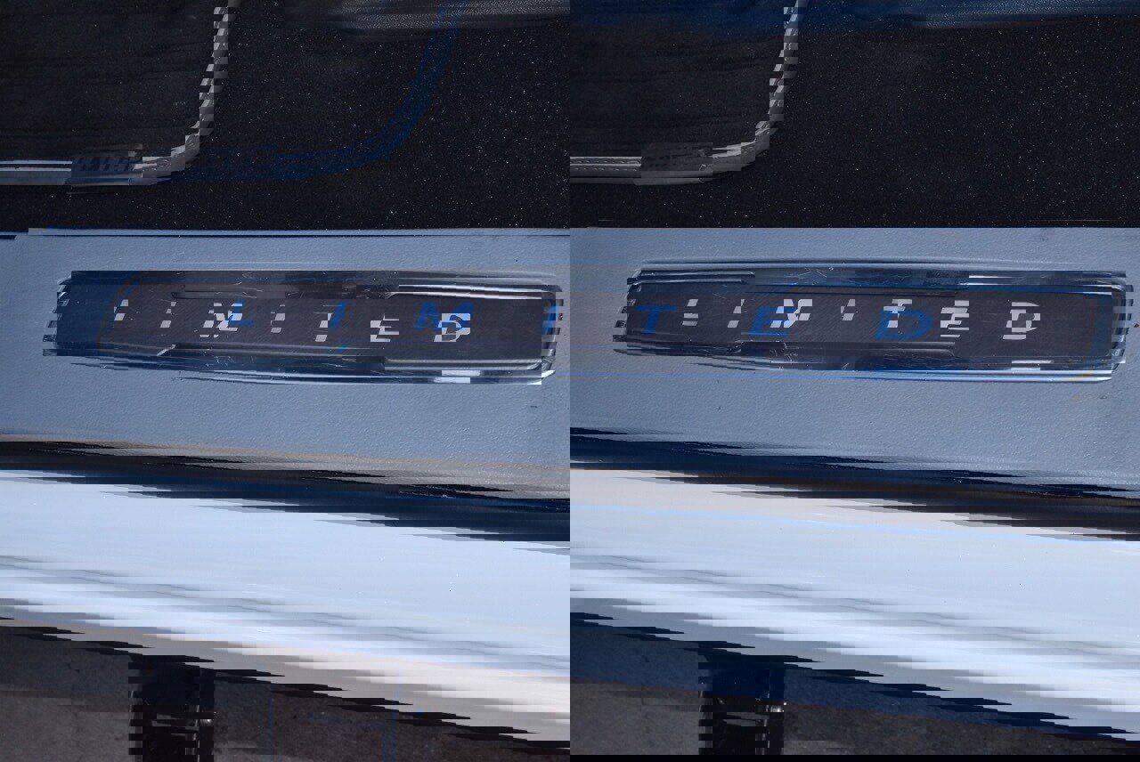 Certified 2024 Ford F250 Limited w/ FX4 Off-Road Package image 40