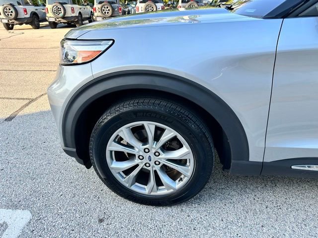 Certified 2021 Ford Explorer XLT w/ Equipment Group 202A AWD/4WD image 83