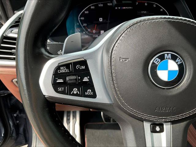 Used 2020 BMW X7 M50i w/ Dynamic Handling Package AWD/4WD image 13