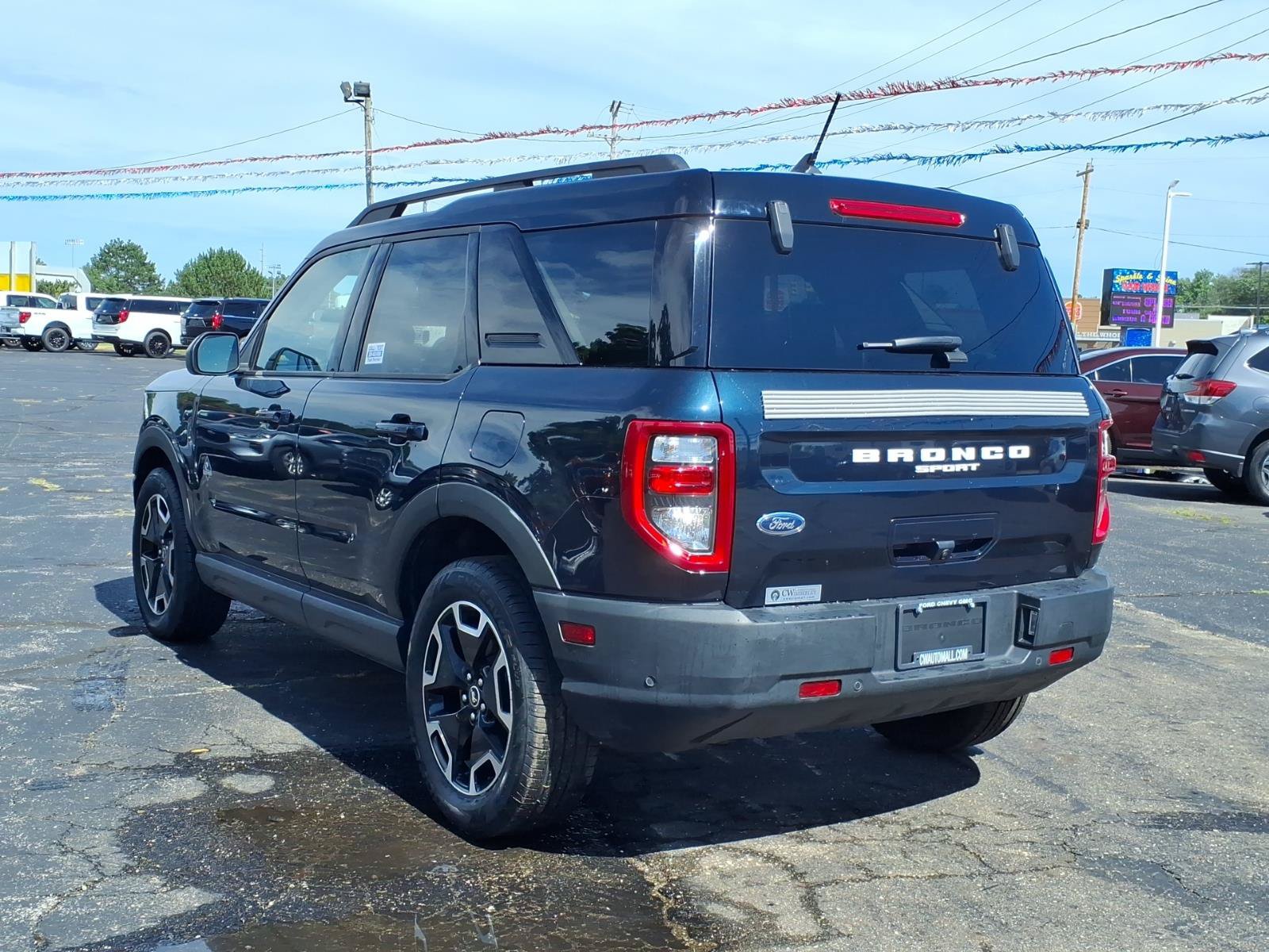 Certified 2021 Ford Bronco Sport Outer Banks AWD/4WD image 16