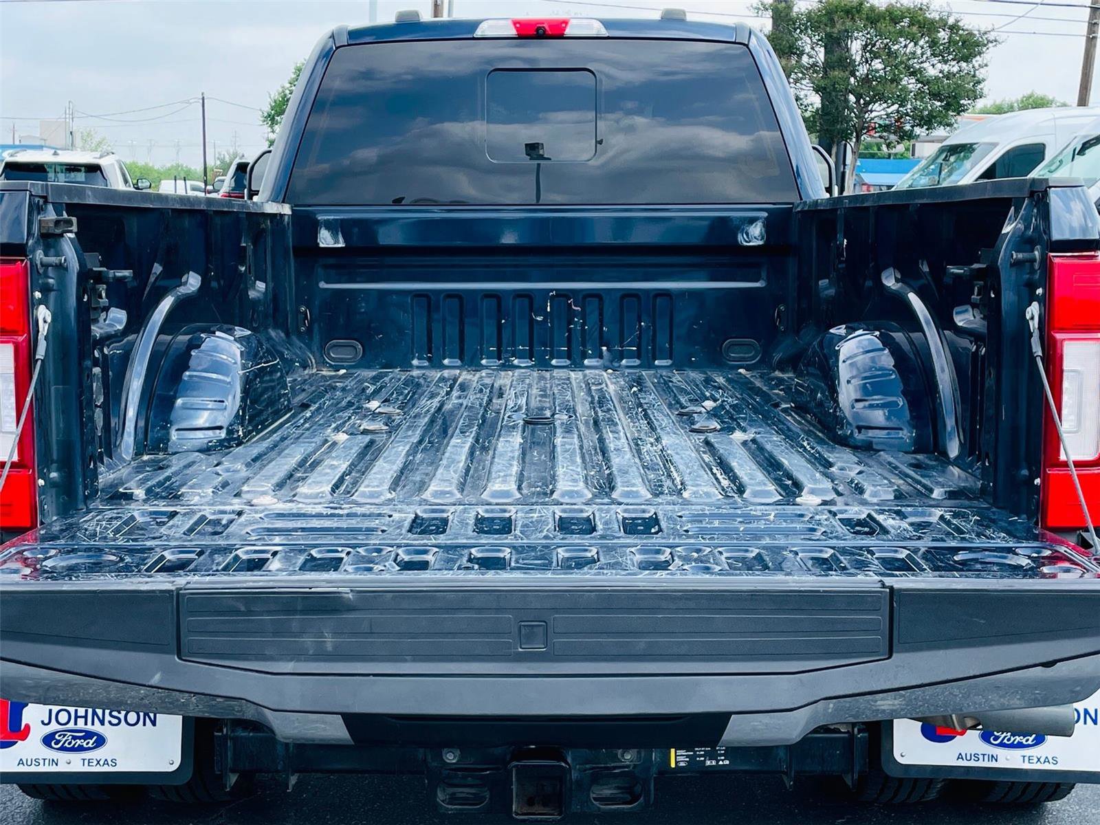 Certified 2022 Ford F350 King Ranch w/ King Ranch Ultimate Package AWD/4WD image 39