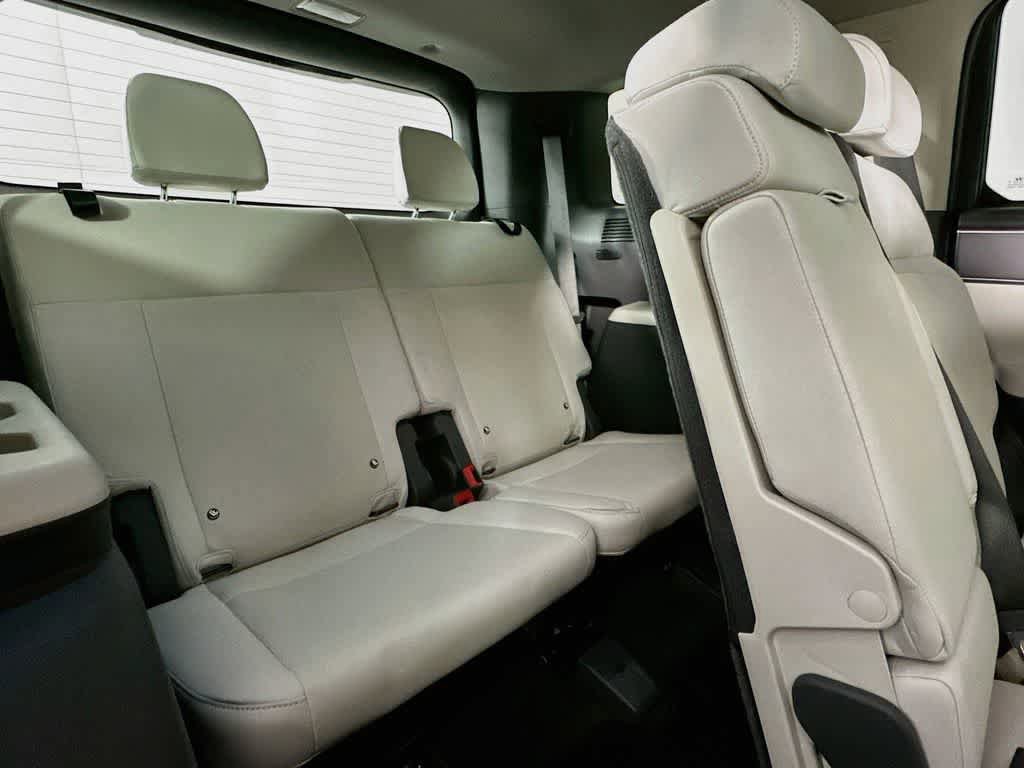 Used 2024 Hyundai Santa Fe SE FWD image 29