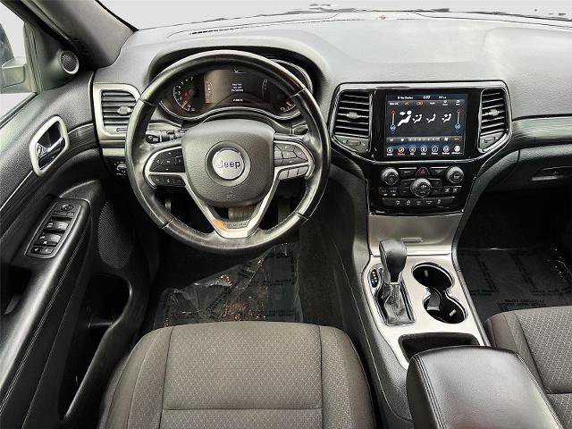 Used 2022 Jeep Grand Cherokee Laredo E AWD/4WD image 25
