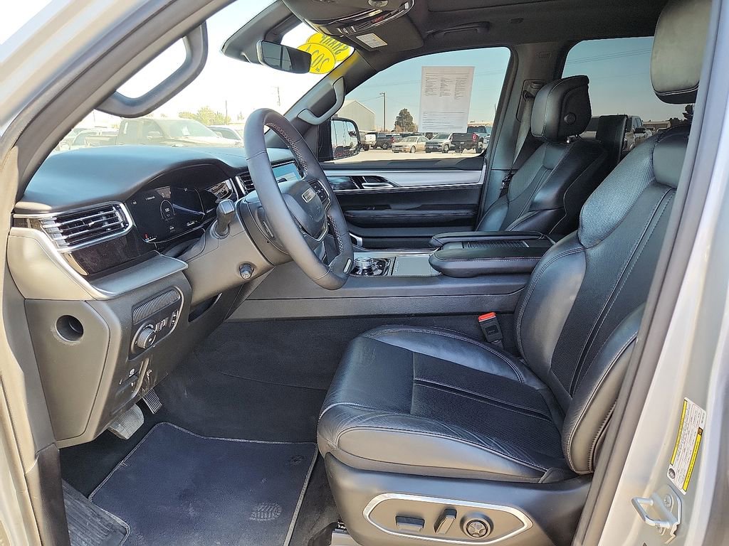 Used 2024 Jeep Wagoneer Series II image 17